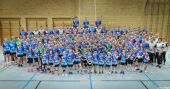 trikotuebergabe1_hsg_eutin08.jpg