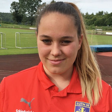 Schiedsrichterin Lea Sophie Prehn